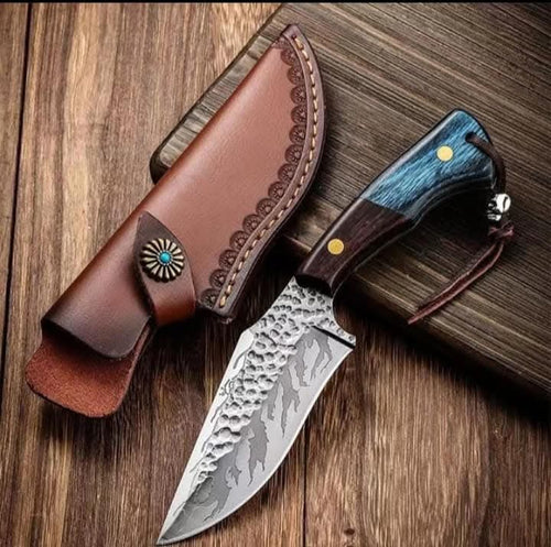 Handcrafted Damascus Hunting Knife with Leather Sheath & Premium Wood Handle